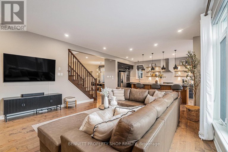 28570877/1870-maple-grove-road/stittsville-north/ottawa/ontario/K2S0W3_12