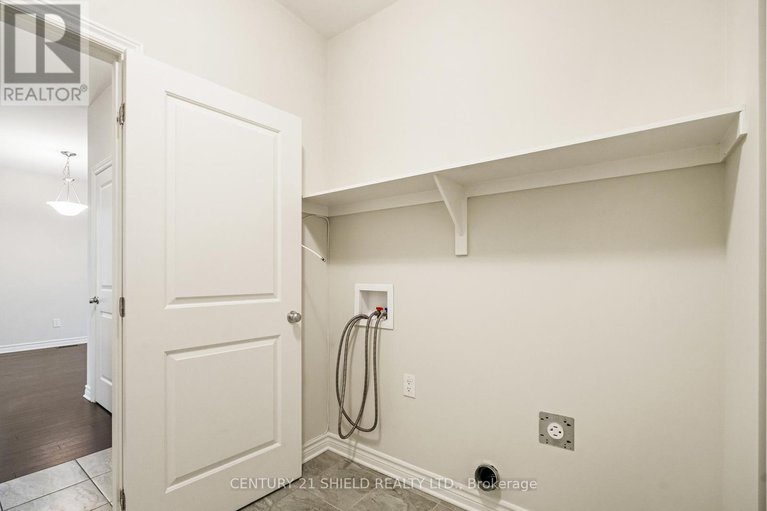 29043267/784-namur-street/embrun/russell/ontario/K0A1W0_27