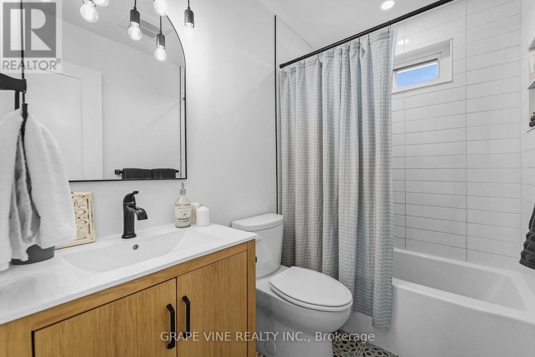 29387879/1671-county-rd-43-road/north-grenville-twp-kemptville-south/north-grenville/ontario/K0G1G0_40