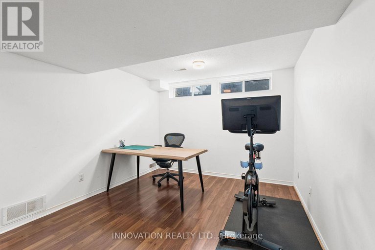 29073482/20-banchory-crescent/morgans-grantsouth-march/ottawa/ontario/K2K2V4_31