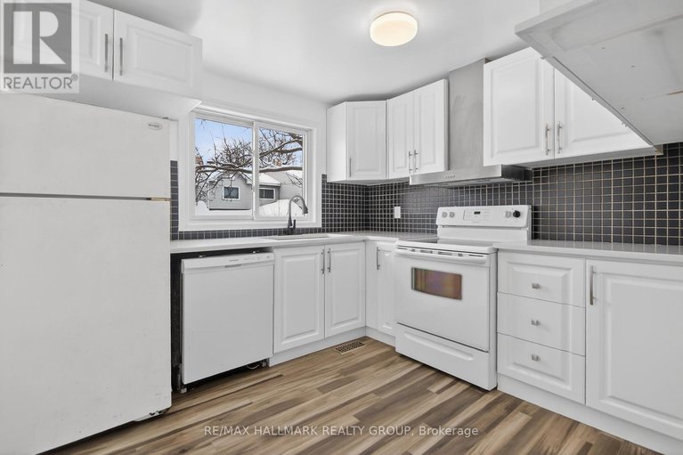 29293423/7-86-esterlawn-private/mckellar-heightsglabar-park/ottawa/ontario/K2A4C1_14