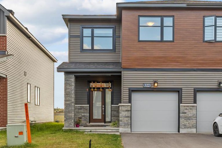 28858661/322-gisborne-place/morgans-grantsouth-march/ottawa/ontario/K2W0L2_1