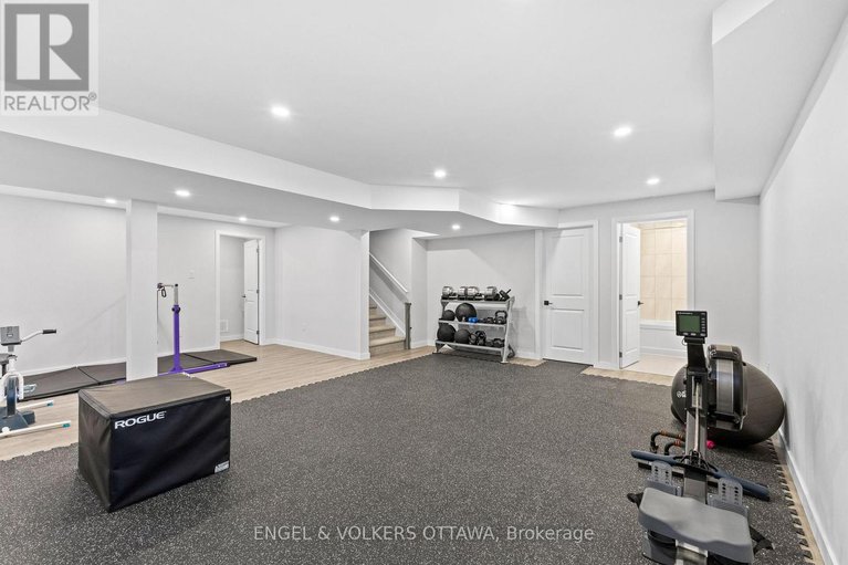 28758324/119-green-ash-avenue/goulbourn-twp-from-franktown-rdsouth-to-rideau/ottawa/ontario/K0A2Z0_42