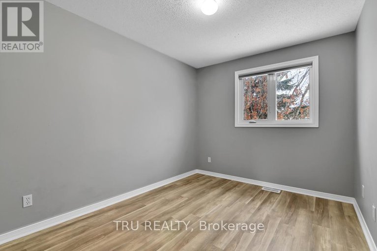 29195755/40-baton-court/katimavik/ottawa/ontario/K2L4C8_27