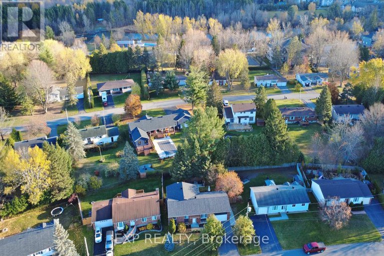 29078716/544-loucks-drive/village-of-russell/russell/ontario/K4R1B6_39