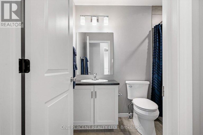 29592199/910-paseana-place/emerald-meadowstrailwest/ottawa/ontario/K2V0P4_29