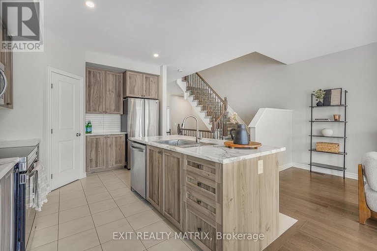 29479544/781-namur-street/embrun/russell/ontario/K0A1W0_8