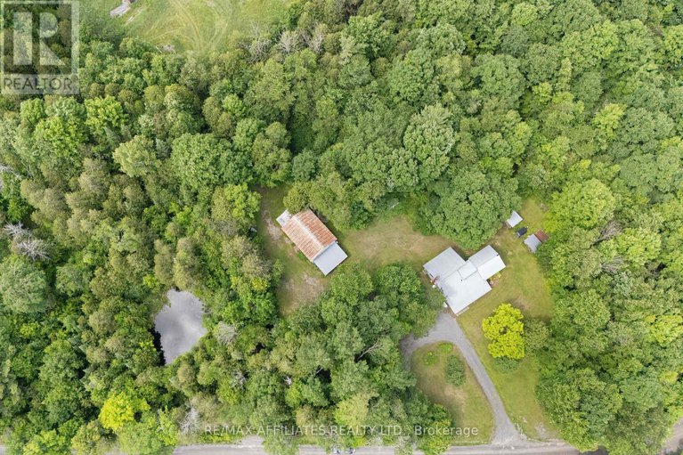 29023925/1655-old-perth-road/mississippi-mills-ramsay-twp/mississippi-mills/ontario/K0A1A0_45