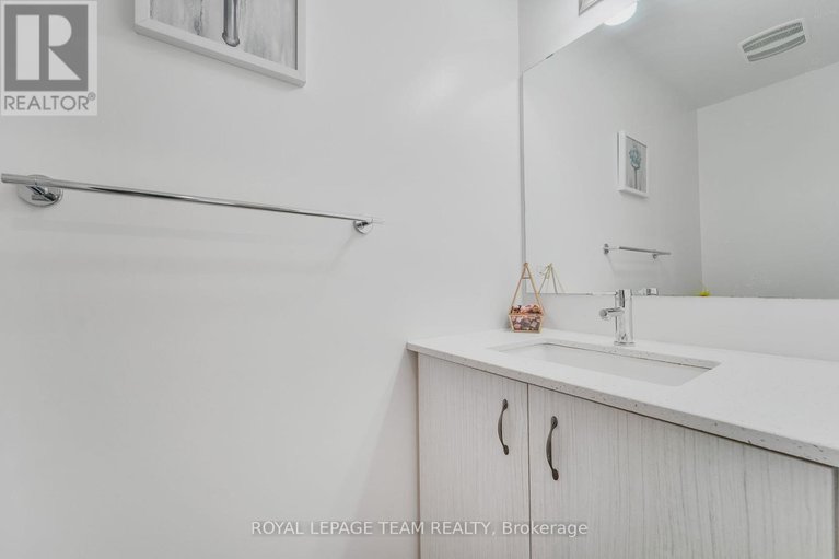 28886310/91-heirloom-street/riverside-southgloucester-glen/ottawa/ontario/K4M0L2_22