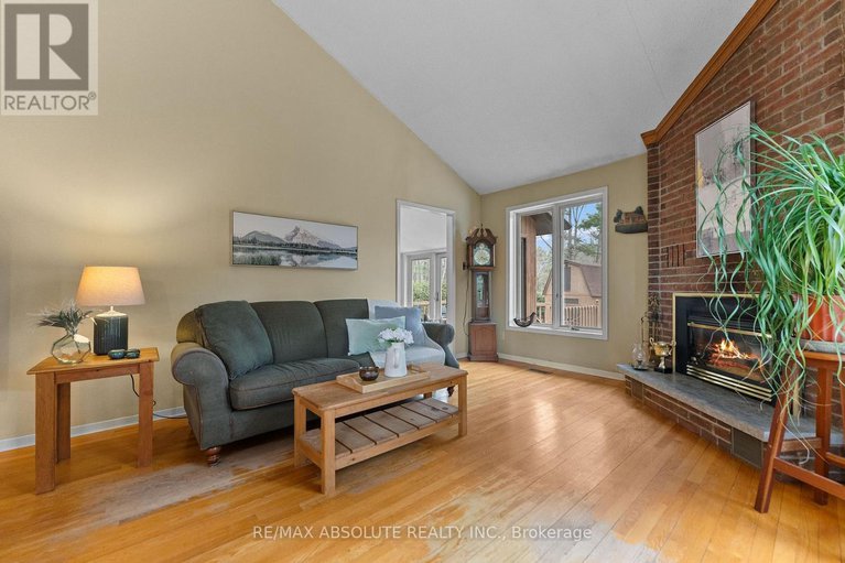 28191817/33-old-orchard-lane/mcnabbraeside-twps/mcnabbraeside/ontario/K7S3T3_18