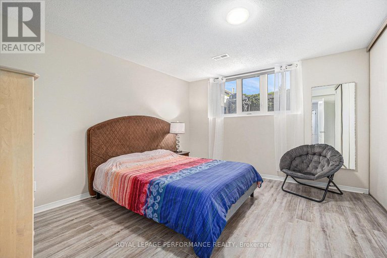 28573942/6074-red-willow-drive/chapel-hill/ottawa/ontario/K1C7J5_16