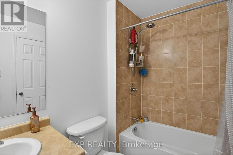 29648103/301-brigitta-street/emerald-meadowstrailwest/ottawa/ontario/K2S0H8_17