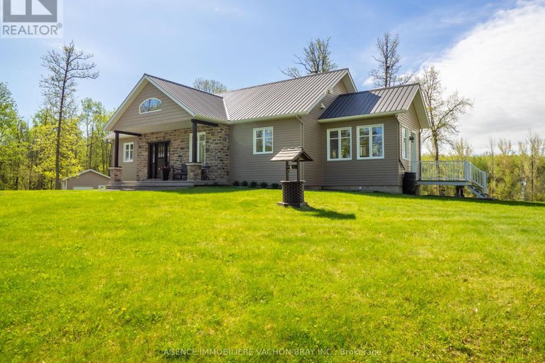 27979759/18668-concession-2-road/north-glengarry-kenyon-twp/north-glengarry/ontario/K0C1B0_2