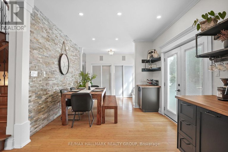 28818165/115-pigeon-street/town-of-rockland/clarence-rockland/ontario/K4K1J8_16