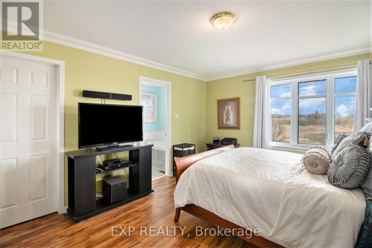 29118872/258-trail-side-circle/springridgeeast-village/ottawa/ontario/K4A5B5_16