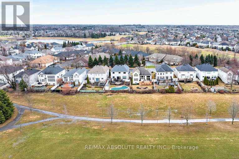 29610976/72-riverstone-drive/stonebridge/ottawa/ontario/K2J5E6_38