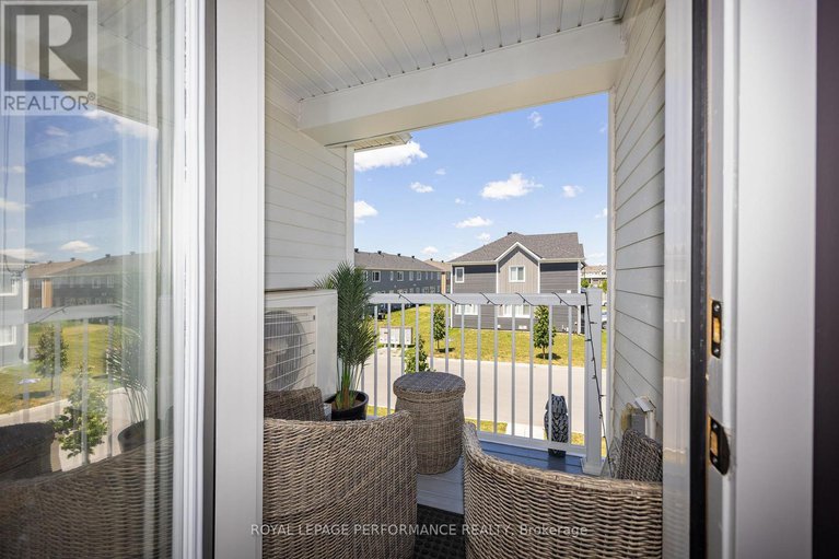 28700474/816-bascule-place/btwn-franktown-rd-fallowfield-rd/ottawa/ontario/K0A2Z0_44