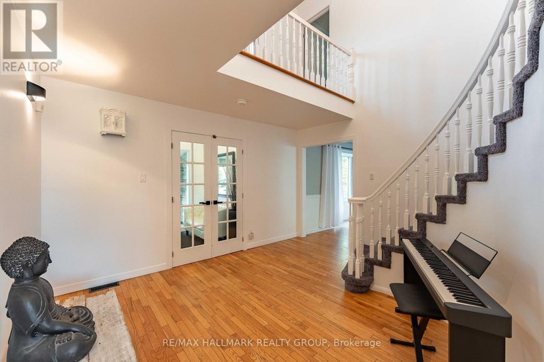 28470245/2914-pattee-road-e/east-hawkesbury-twp/east-hawkesbury/ontario/K6A2R2_5