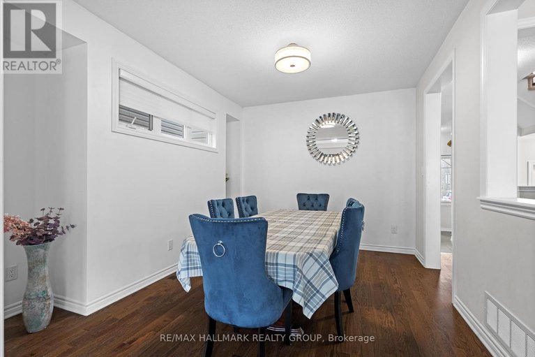 28653089/716-summergaze-street/emerald-meadowstrailwest/ottawa/ontario/K2M0L4_8