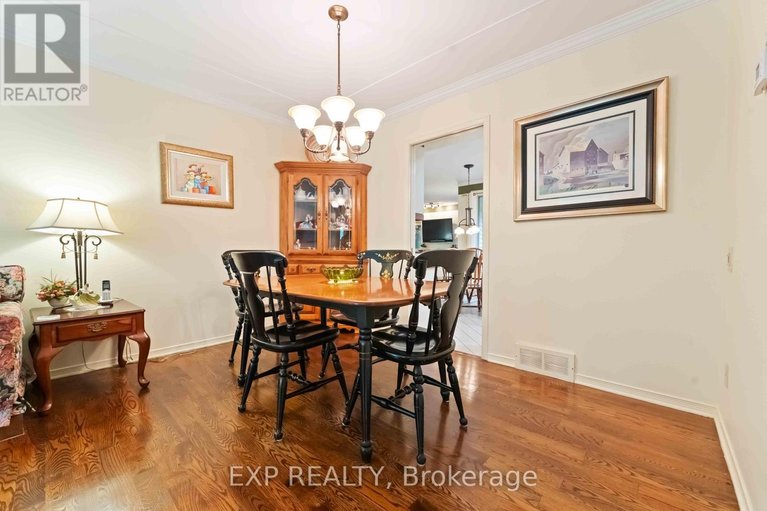 29620058/16-evelyn-street/stittsville-south/ottawa/ontario/K2S1M9_5