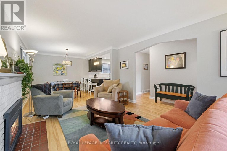 28810538/840-cork-street/elmvale-acres/ottawa/ontario/K1G1Y2_9
