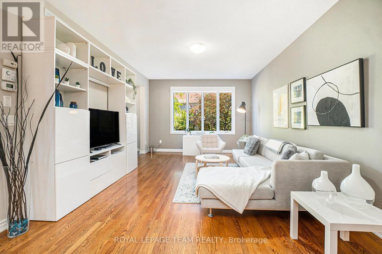 28937544/369-glenbrae-avenue/morgans-grantsouth-march/ottawa/ontario/K2W0C2_9