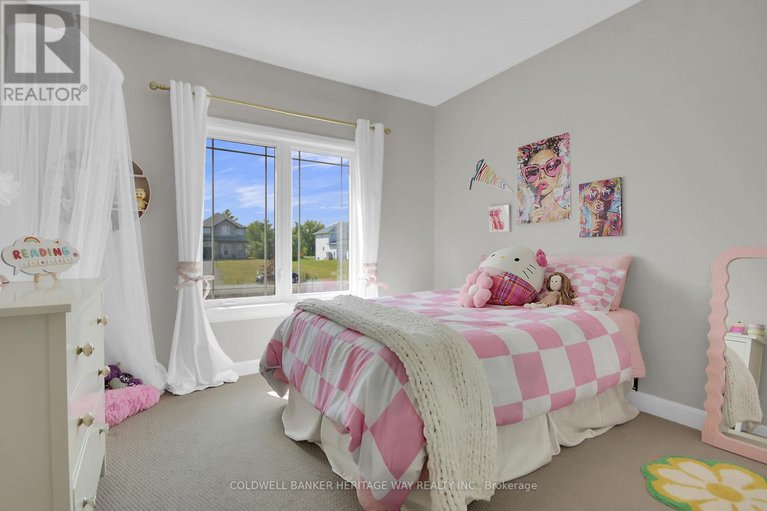 29034500/218-owen-lucas-street/mcnabbraeside-twps/mcnabbraeside/ontario/K7S3G8_26