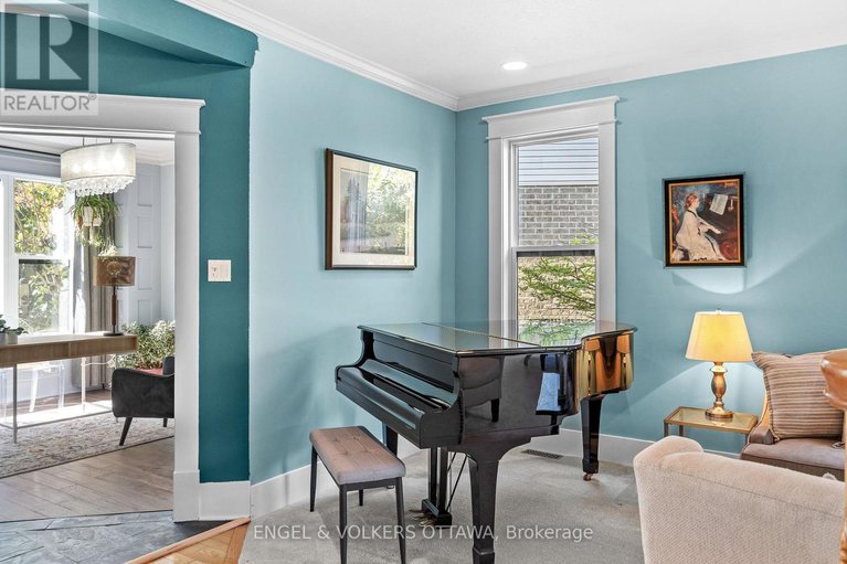 28946104/2139-blue-willow-crescent/orleans-village/ottawa/ontario/K1W1K5_7