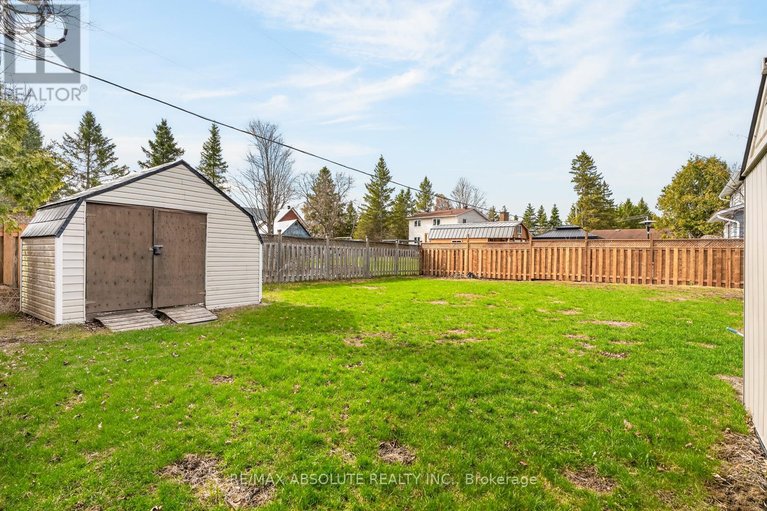 29644489/33-owlshead-road/munster/ottawa/ontario/K0A3P0_26