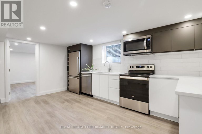 28887241/2066-cornish-street/elmvale-acresurbandale/ottawa/ontario/K1G2R8_17