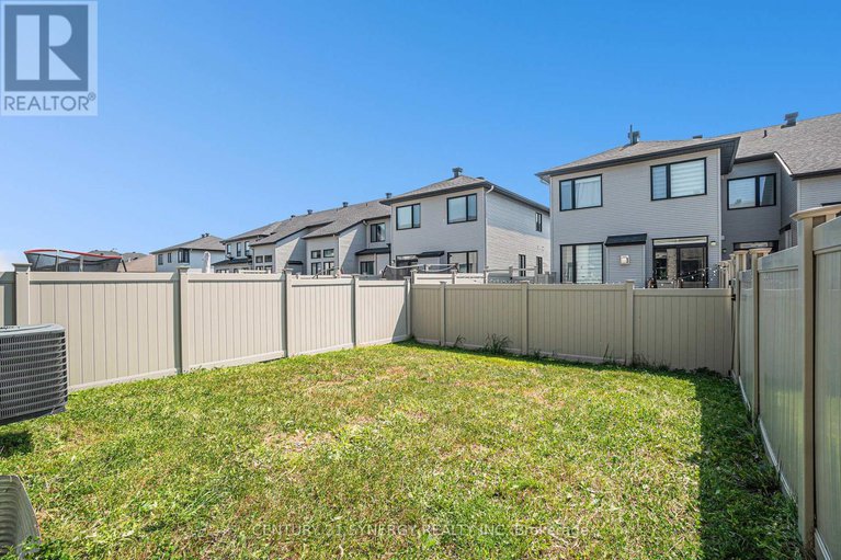 28747799/345-cornice-street/mer-bleuebradley-estatesanderson-park/ottawa/ontario/K4B1H9_33