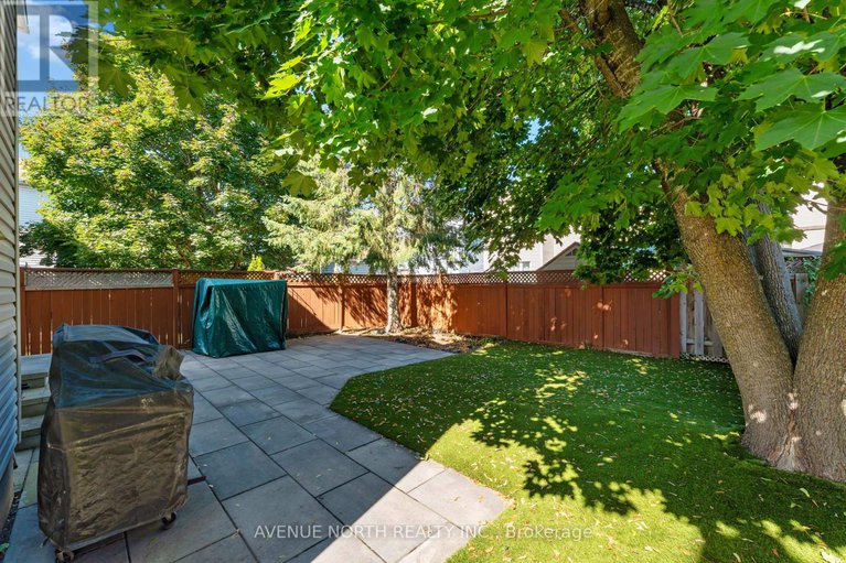 28875469/33-sarrazin-way/cedargrovefraserdale/ottawa/ontario/K2J4A5_26