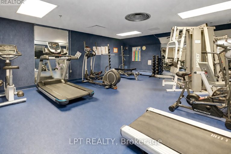 29687992/1112-555-brittany-drive/viscount-alexander-park/ottawa/ontario/K1K4C5_24