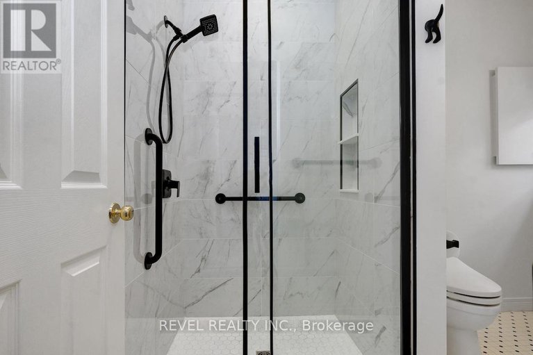 29229708/9-1240-kilborn-place/alta-vista/ottawa/ontario/K1H1B4_21