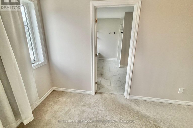 28905249/106-equitation-circle/goulbourn-twp-from-franktown-rdsouth-to-rideau/ottawa/ontario/K0A2Z0_20