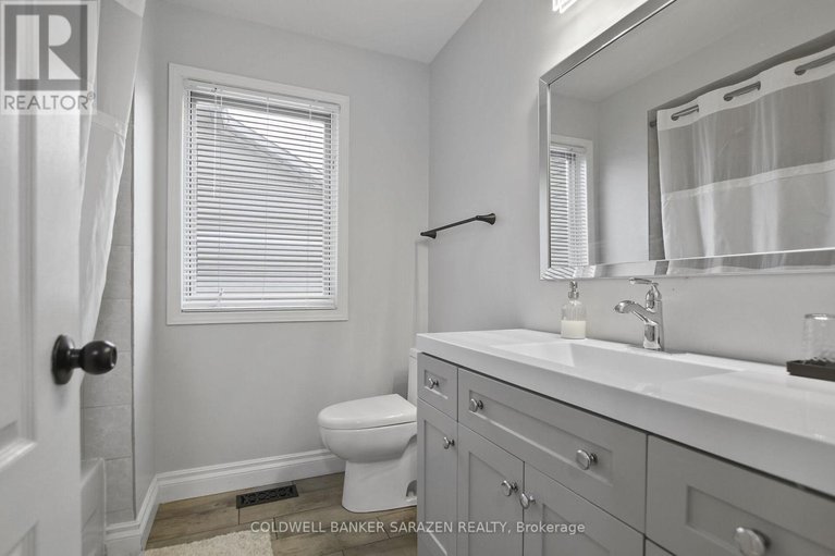 28804106/399-stoneway-drive/barrhaven-east/ottawa/ontario/K2G6G7_31