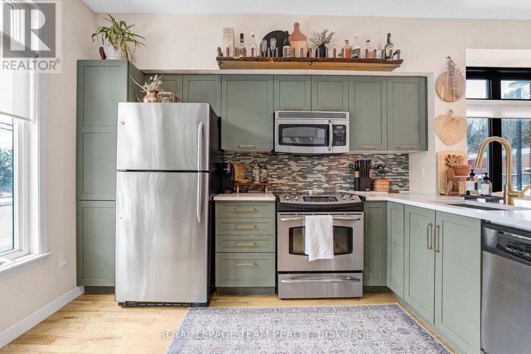 29249713/26-799-montreal-road-e/cfb-rockcliffe-and-area/ottawa/ontario/K1K0S9_5