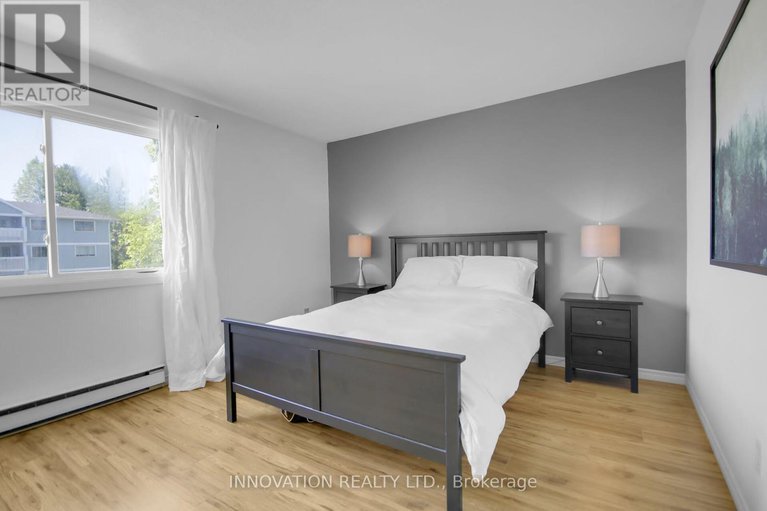 28376313/302-216-viewmount-drive/borden-farmstewart-farmcarleton-heightsparkwood-hills/ottawa/ontario/K2E7X4_14