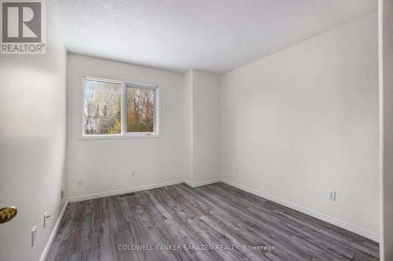 29080511/330-fairbrooke-court/arnprior/arnprior/ontario/K7S0E6_26
