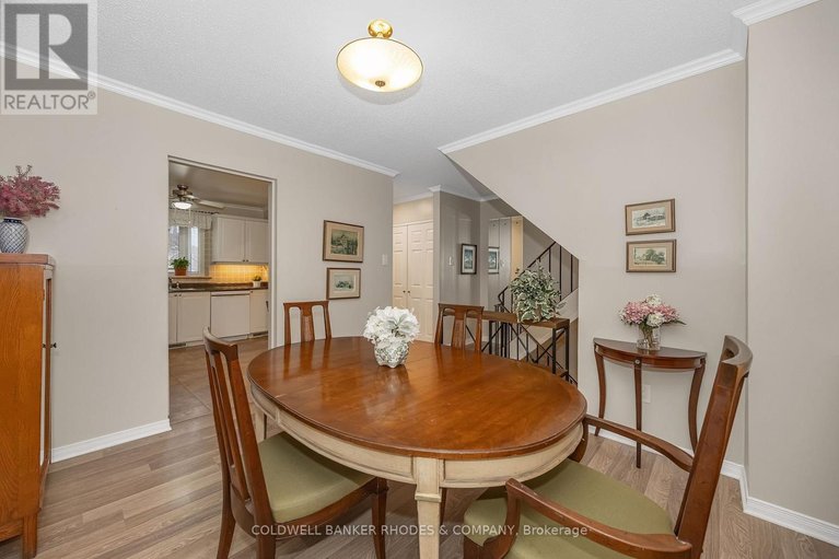 29597738/4-almond-lane/katimavik/ottawa/ontario/K2L3T2_10