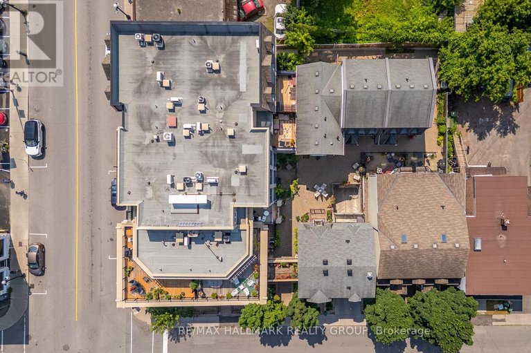 29413273/d-124-guigues-avenue/lower-townbyward-market/ottawa/ontario/K1N5H7_43