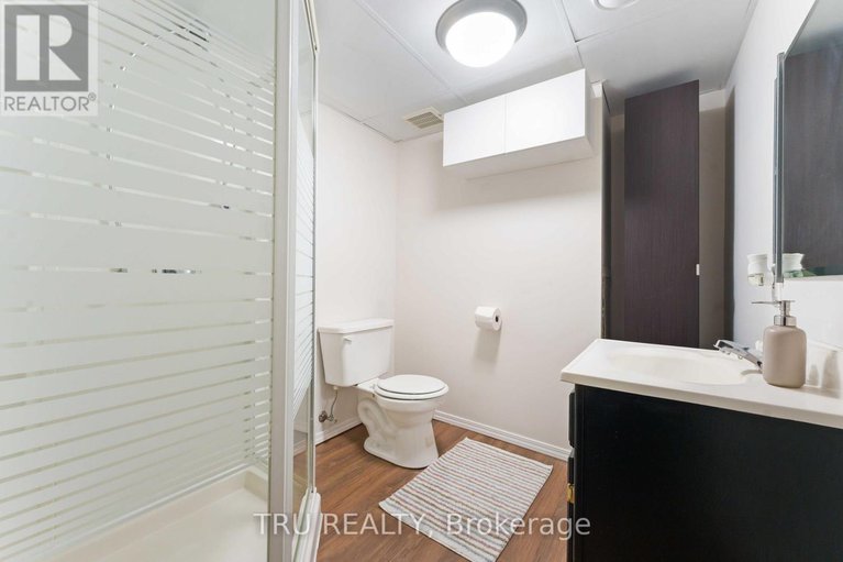 28983915/30-shearer-crescent/katimavik/ottawa/ontario/K2L3M7_24