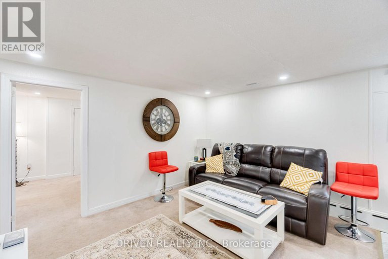 29237590/1266-walkley-road/ellwood/ottawa/ontario/K1V6P7_32