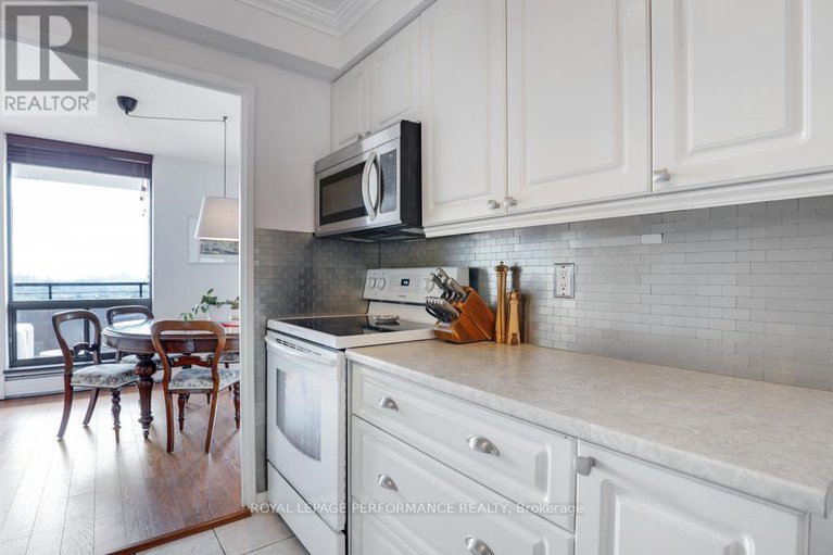 29064144/2302-505-st-laurent-boulevard/viscount-alexander-park/ottawa/ontario/K1K3X4_21