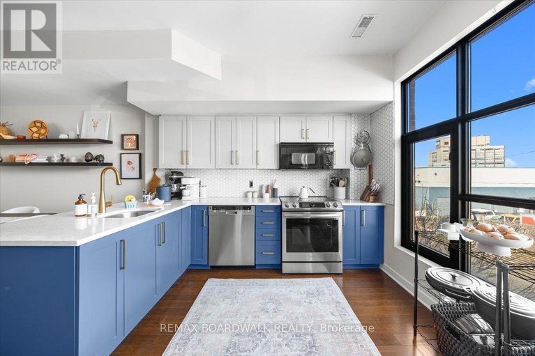 29654536/g-154-spruce-street/west-centre-town/ottawa/ontario/K1R6P2_2