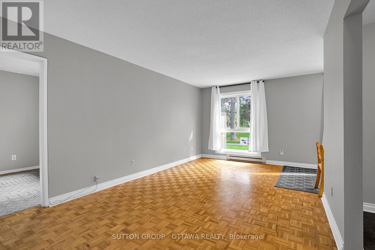 28421721/39j-1958-jasmine-crescent/beacon-hill-south/ottawa/ontario/K1J7W1_4