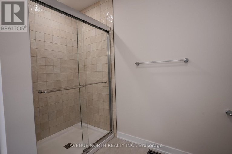 29330724/210-ginebik-way/blossom-parkkemp-parkfindlay-creek/ottawa/ontario/K1X0H4_44