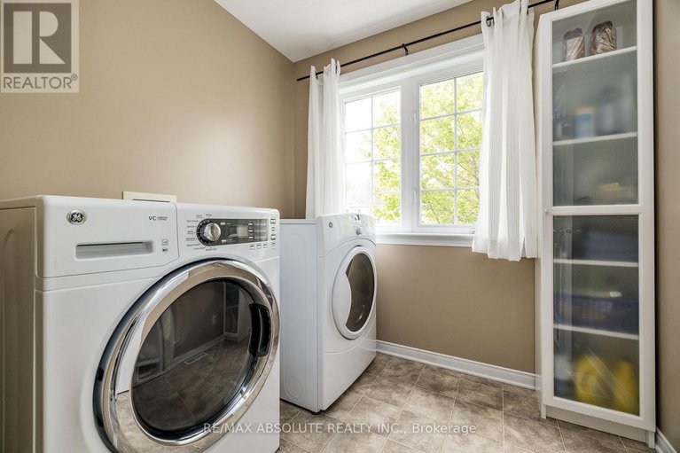 28472136/400-evenwood-private/stonebridge/ottawa/ontario/K2J0E5_22