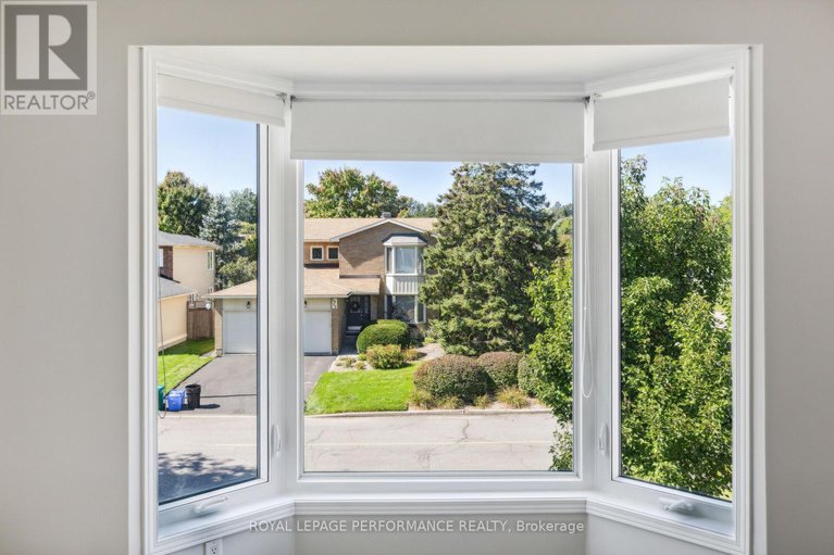 29032423/1873-du-clairvaux-road/chapel-hill/ottawa/ontario/K1C5X9_8