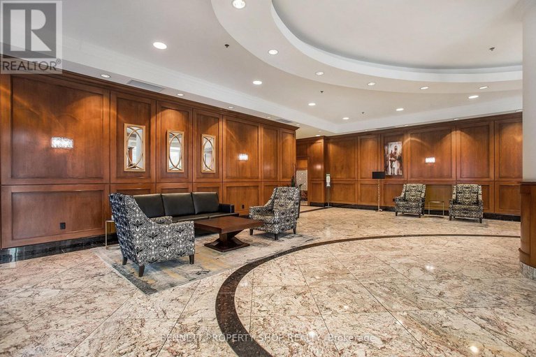 29428897/2005-242-rideau-street/sandy-hill/ottawa/ontario/K1N0B7_9